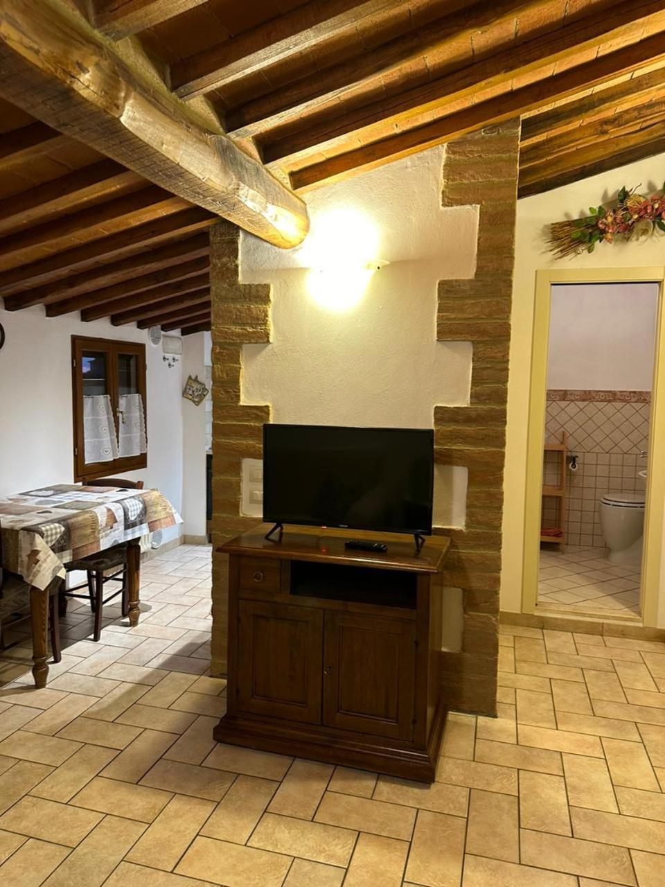 Il Nido Di Fede E Romy Apartment คาสเตลนูโอโว เบราร์เดนกา ภายนอก รูปภาพ